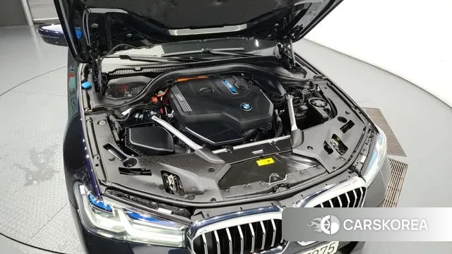 BMW 5 Series (G30) id 2884286 из Кореи 16