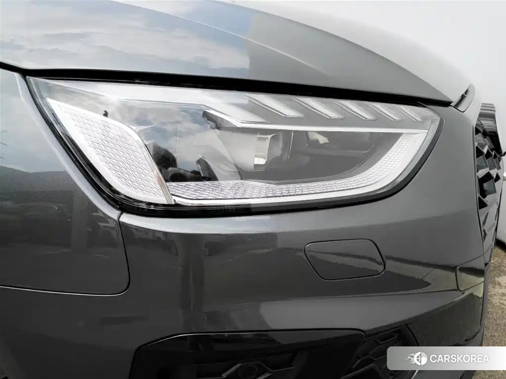 Audi A4L id 4548106 из Китая 17