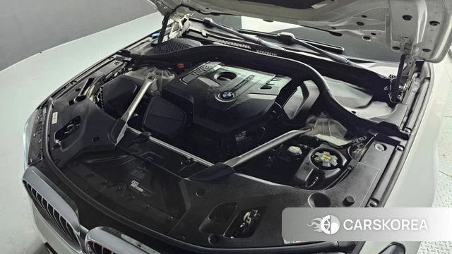 BMW 5 Series (G30) id 4197047 из Кореи 16