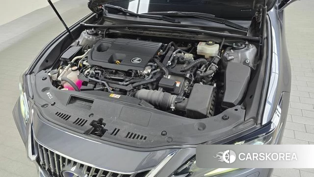 Lexus ES300h 7th generation id 3842868 из Кореи 16