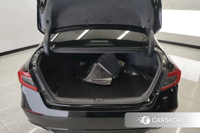 Honda Accord id 4321381 из Китая 13