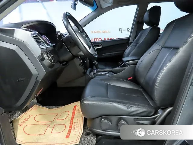 Ssangyong The New Korando Sports id 3544100 из Кореи 16