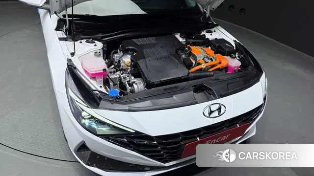 Hyundai Avante Hybrid (CN7) id 3329247 из Кореи 16