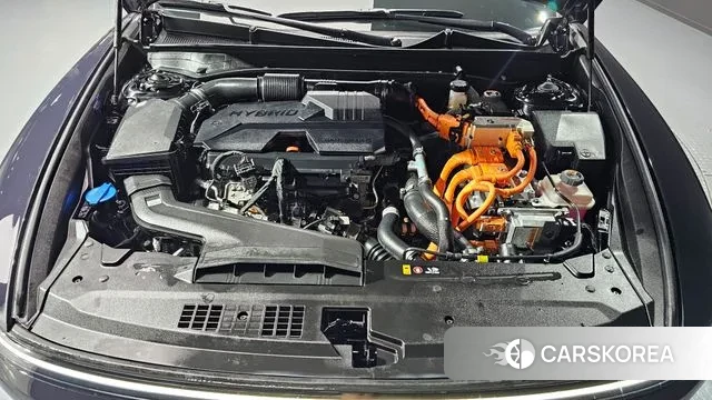 Hyundai Grandeur Hybrid (GN7) id 3700963 из Кореи 16