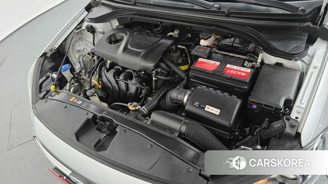 Hyundai Avante AD id 3917406 из Кореи 16