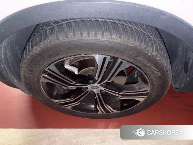 Volvo XC40 id 3823866 из Кореи 10