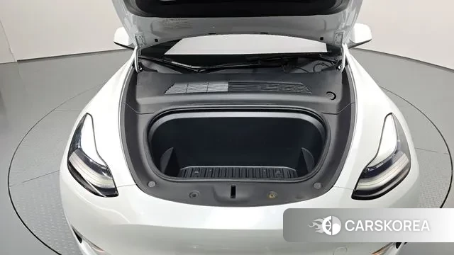 Tesla Model Y id 3478937 из Кореи 16