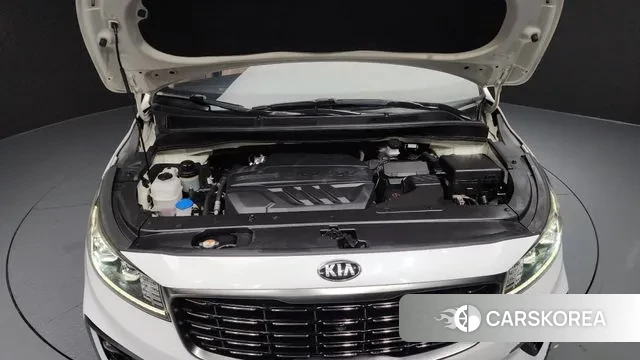 Kia The New Carnival id 3656838 из Кореи 16