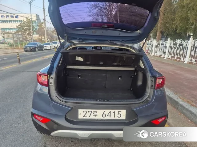 Kia Stonic id 3661994 из Кореи 10