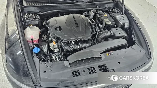 Hyundai Grandeur (GN7) id 3590632 из Кореи 16