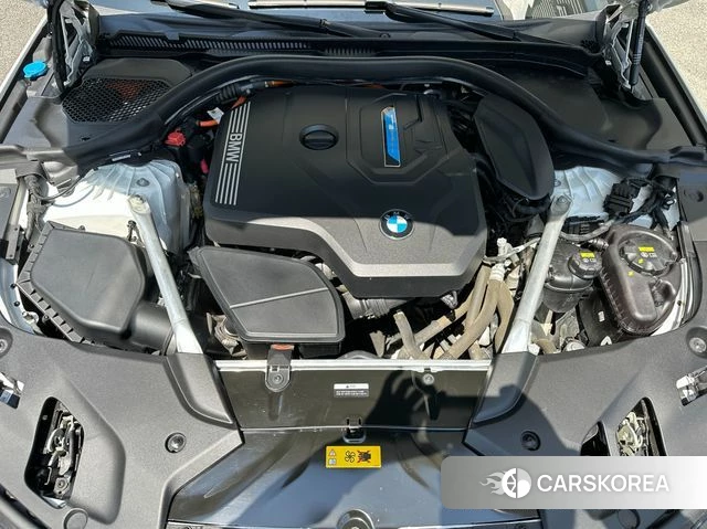 BMW 5 Series (G30) id 3923851 из Кореи 16