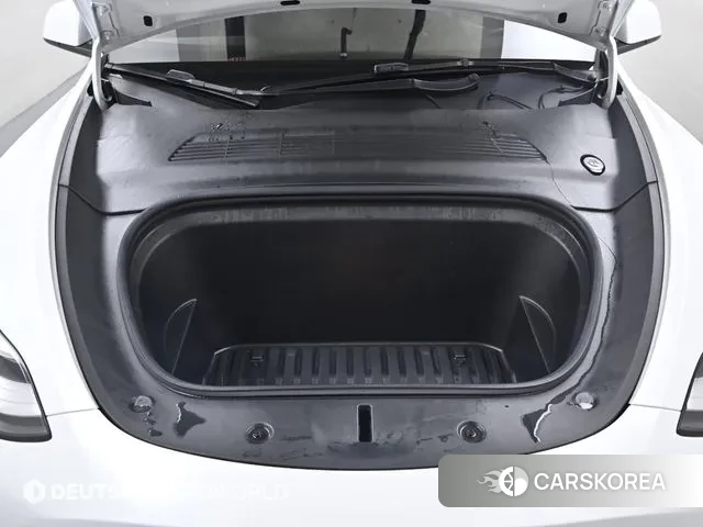 Tesla Model Y id 3138268 из Кореи 16