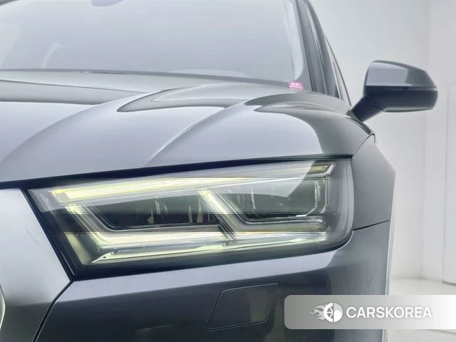 Audi Q5L id 4263987 из Китая 23
