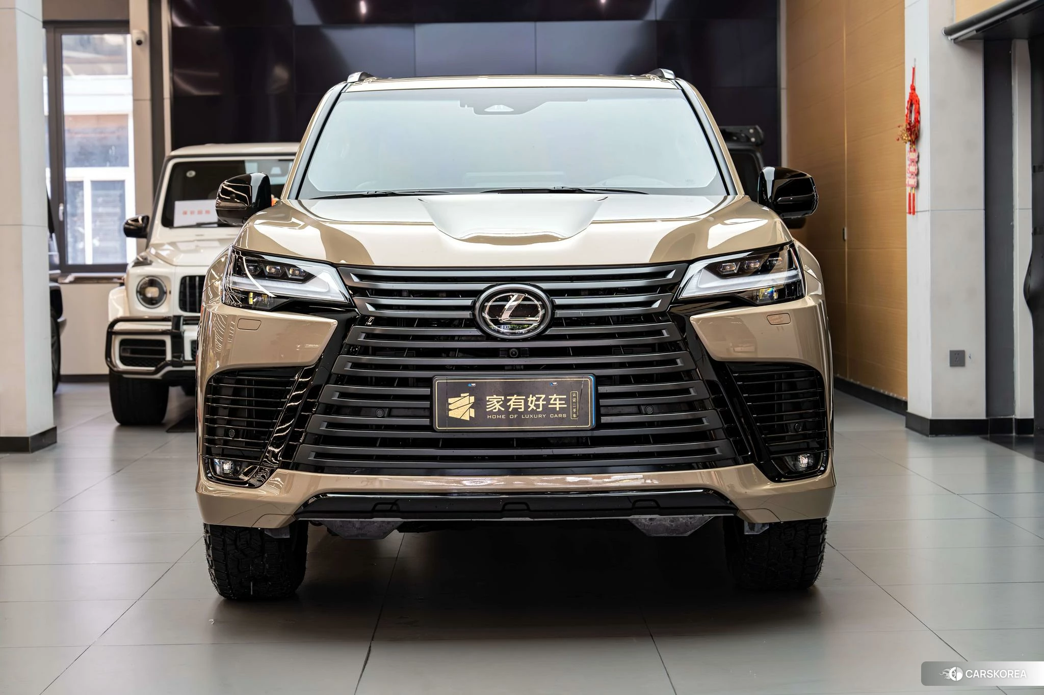 Lexus LX id 4512472 из Китая 17