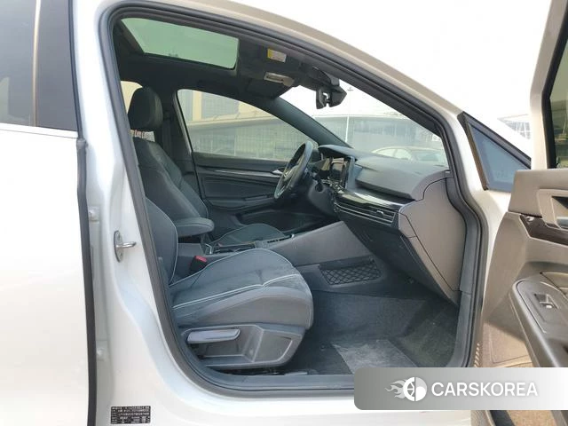 Volkswagen Golf id 4299446 из Китая 17