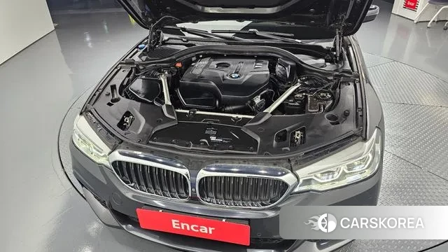 BMW 5 Series (G30) id 3055780 из Кореи 16