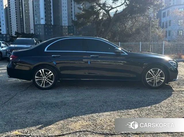 Mercedes-Benz E-Class W213 2022 Черный из Кореи, фото 6