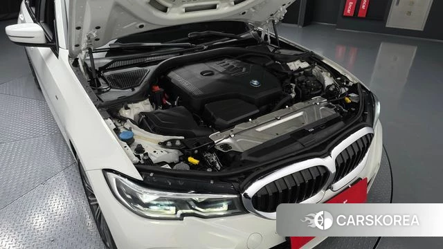 BMW 3 Series (G20) id 4310047 из Кореи 16