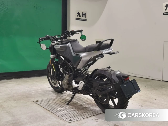 Husqvarna SVARTPILEN 250 id 4341500 из Японии 6