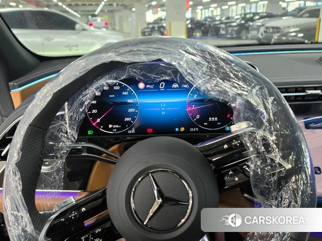 Mercedes-Benz E-Class W214 2026 Черный из Кореи, фото 6