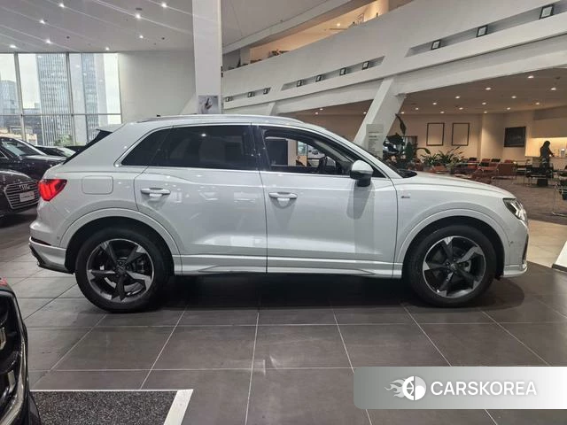 Audi Q3 id 4212690 из Китая 14