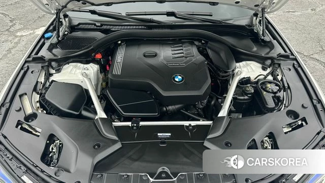 BMW 5 Series (G30) id 3877294 из Кореи 16