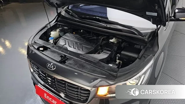 Kia The New Carnival id 3593202 из Кореи 16