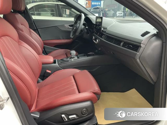 Audi A4L id 4314100 из Китая 10