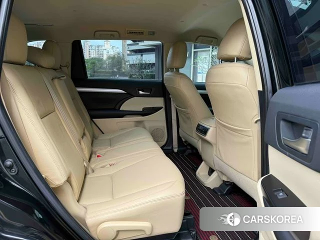 Toyota Highlander id 4221072 из Китая 21