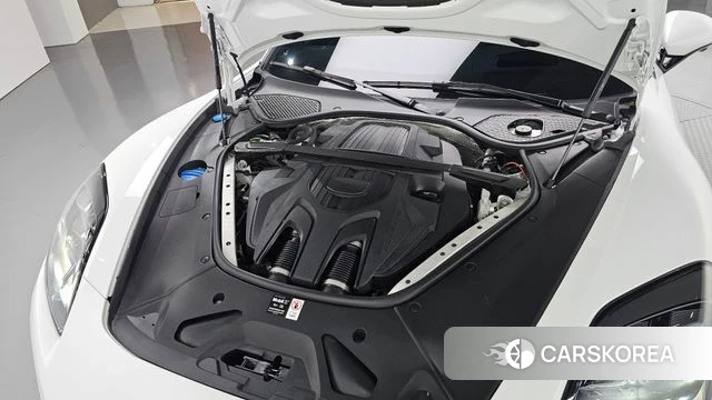 Porsche Panamera (976) id 4607435 из Кореи 16