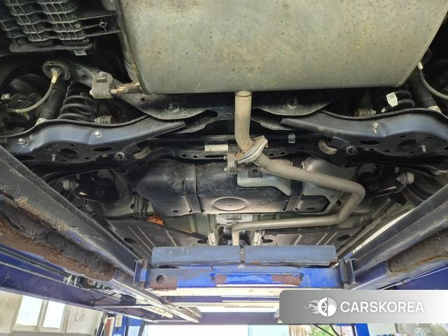 Kia Di Ol Nu Niro id 4293090 из Кореи 16