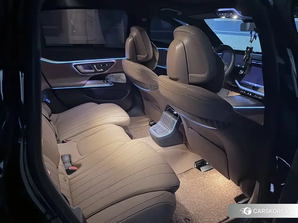 Mercedes-Benz E-Class 2026 Черный из Китая, фото 6