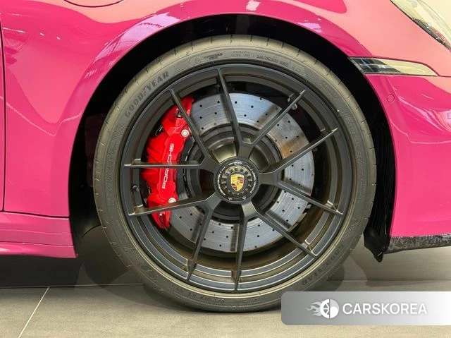 Porsche 911(992) id 4565526 из Кореи 16