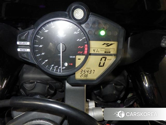 Yamaha YZF-R1 id 3945926 из Японии 30