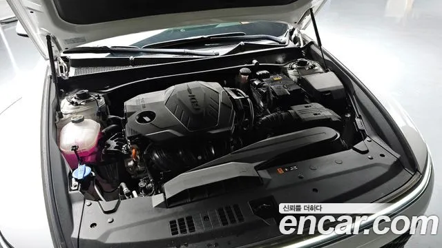 Hyundai Grandeur (GN7) id 2696163 из Кореи 16