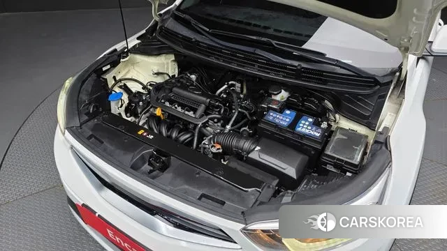 Kia Stonic id 3413411 из Кореи 16