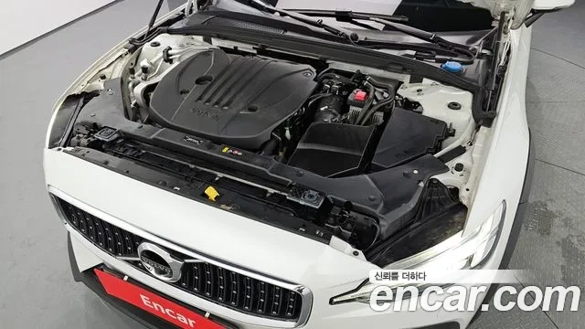 Volvo V60 Cross-Country 2nd Generation id 2945280 из Кореи 16