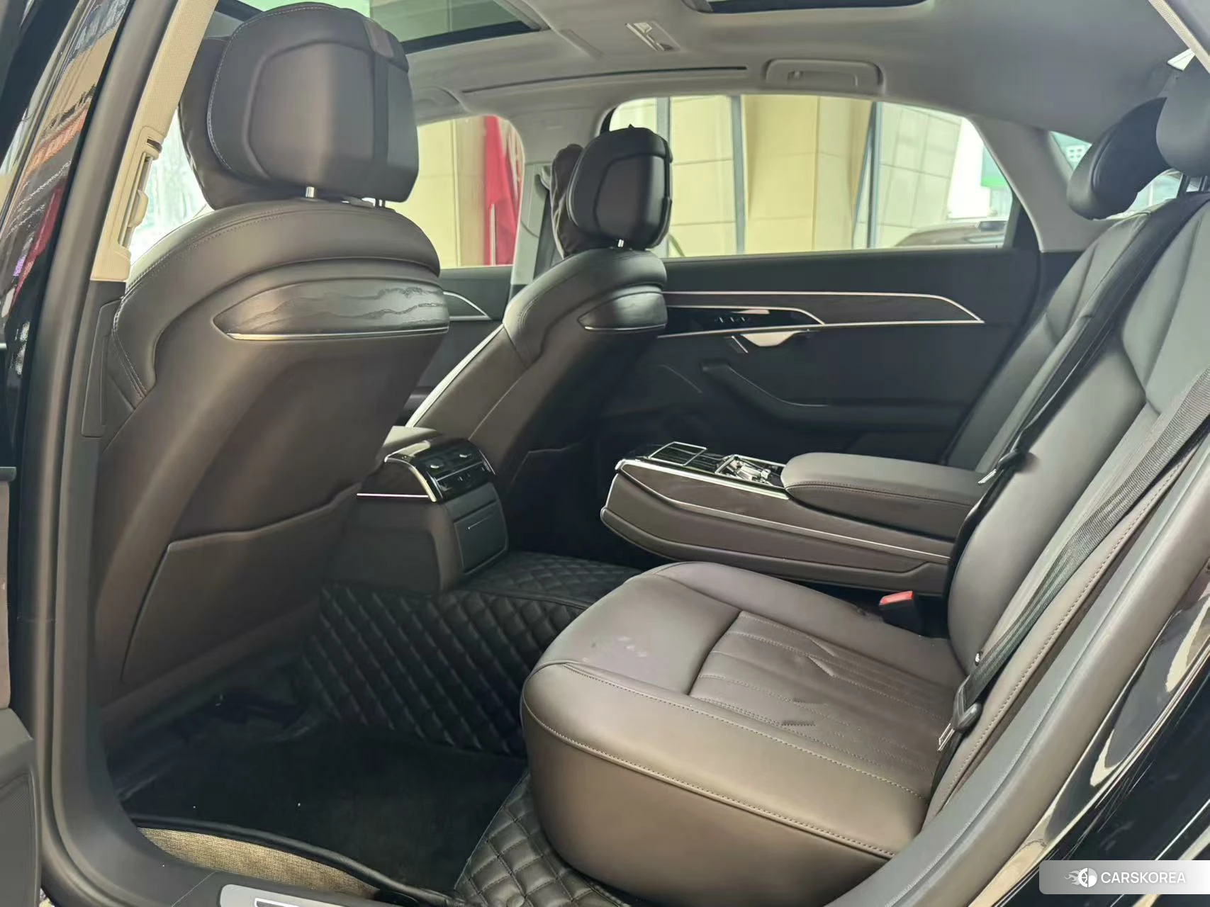 Audi A8 2022 Черный из Китая, фото 6