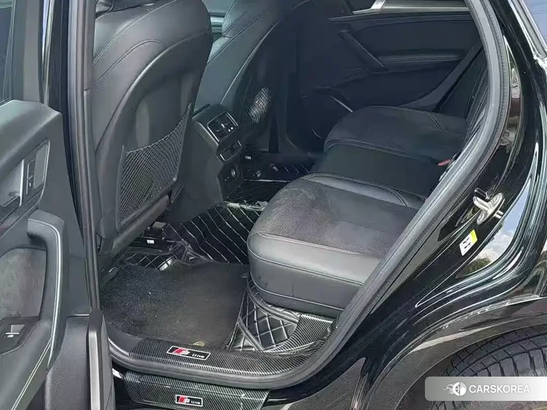 Audi Q5L 2023 Черный из Китая, фото 6