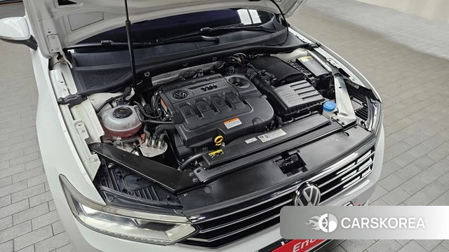 Volkswagen Passat GT (B8) id 4417423 из Кореи 27