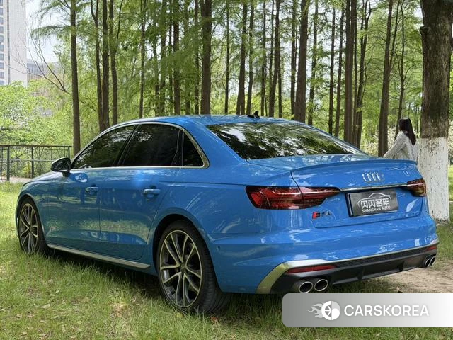 Audi S4 2021 Синий из Китая, фото 6