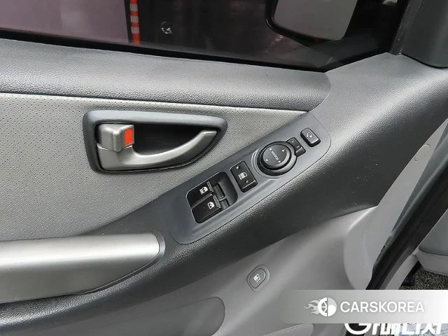 Hyundai The New Grand Starex id 3861588 из Кореи 16