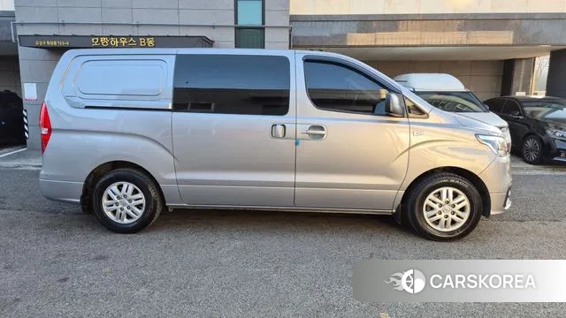 Hyundai The New Grand Starex id 3631748 из Кореи 16