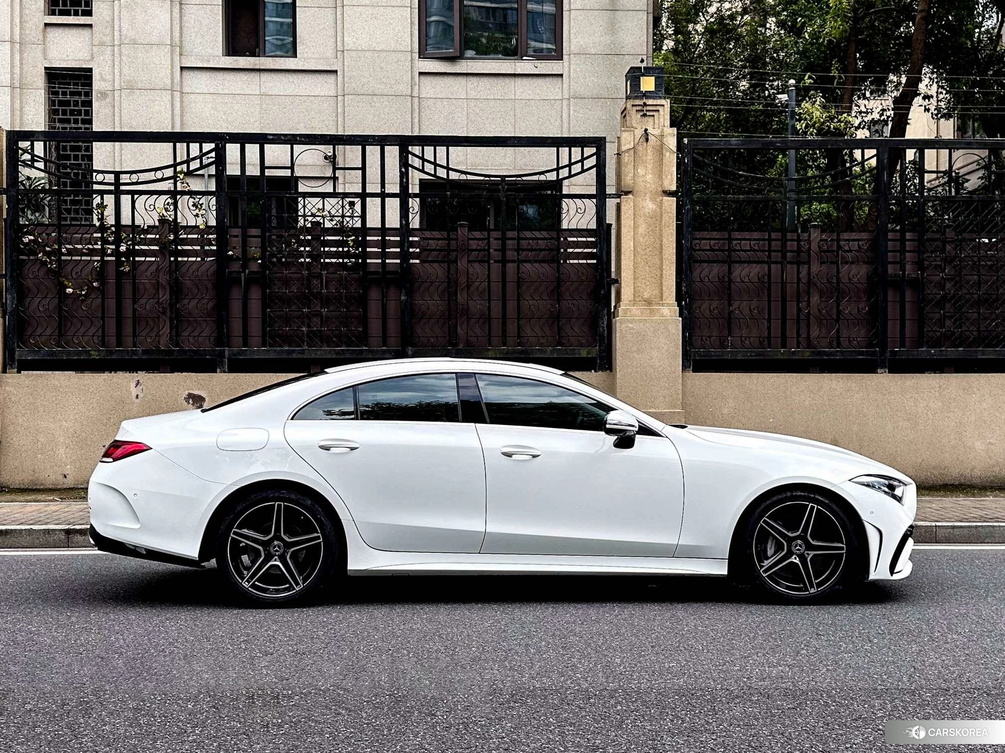 Mercedes-Benz CLS id 4452711 из Китая 11