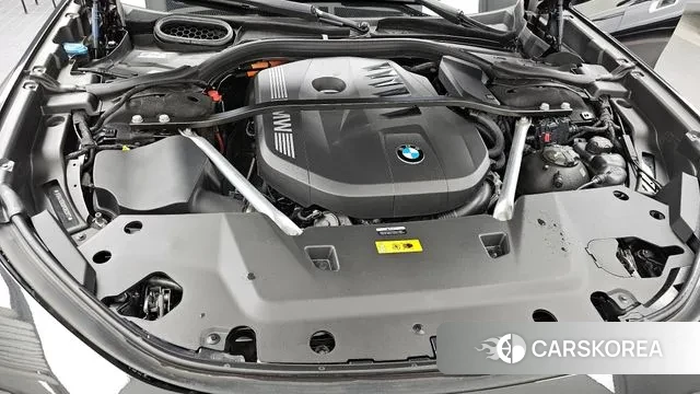 BMW 7 Series (G70) id 3776313 из Кореи 16