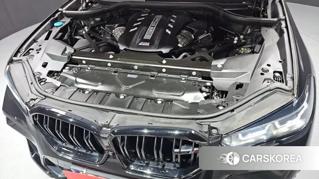 BMW X6M (G06) id 3696414 из Кореи 16