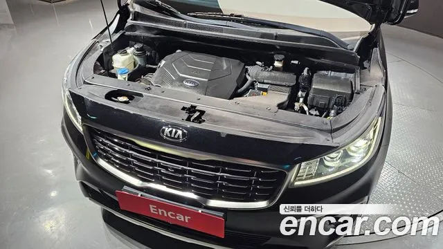 Kia The New Carnival id 2435137 из Кореи 16