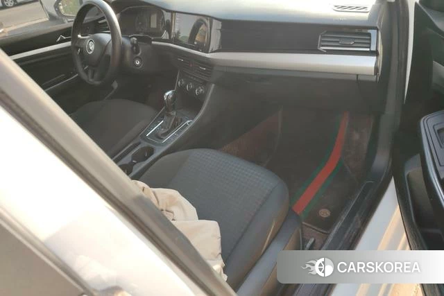 Volkswagen Bora id 4307531 из Китая 13