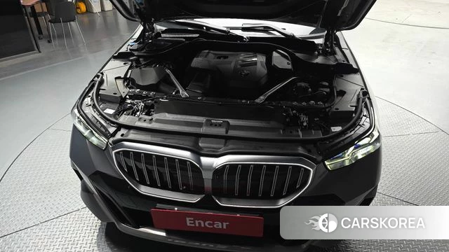 BMW 5 Series (G60) id 3909253 из Кореи 16