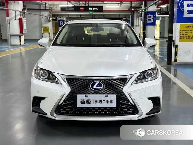 Lexus CT id 4366119 из Китая 11